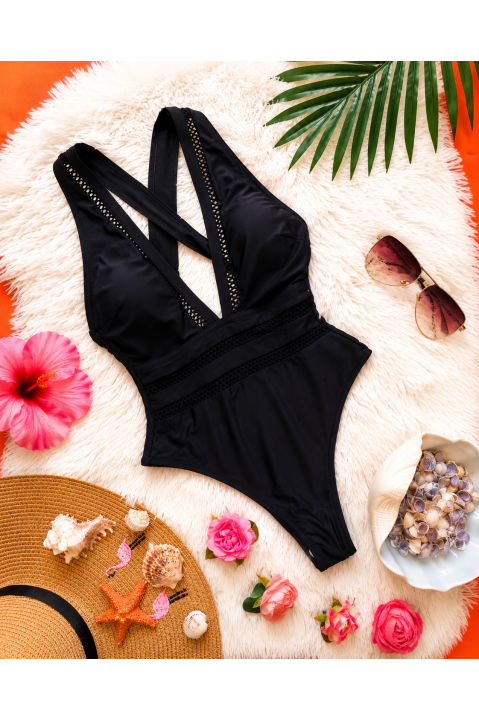 Costum de Baie Negru Întreg Decoltat – Eleganță Seducătoare și Stil Premium, OFERTA !!